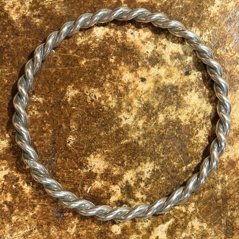 Sterling Silver Twisted Bangle Bracelet 7.25 Inches Vintage 24.6 Grams